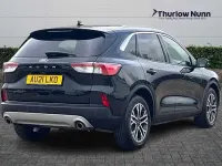 Usado Ford Kuga Titanium 120 HP (88 kW) 2021 Preto SUV