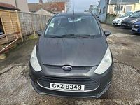 Used Ford B-MAX Zetec 105 HP (77 kW) 2015 Grey MPV