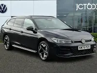 Used VW Passat R-line 267 HP (196 kW) 2025 Black Estate
