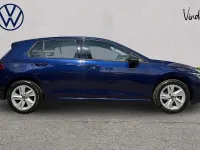Used VW Golf VIII Life 130 HP (95 kW) 2023 Blue Hatchback