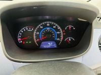 Used Hyundai i10 SE 2015 White Hatchback