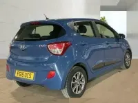 Used Hyundai i10 Premium 67 HP (49 kW) 2015 Blue Hatchback