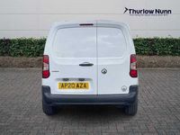 Second-hand Vauxhall Combo Edition 75 CP (55 kW) 2020 Alb Monovolum