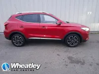 Używany MG ZS Exclusive 111 KM (81 kW) 2024 Czerwony SUV