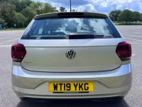 Used VW Polo SE 95 HP (69 kW) 2019 Silver Hatchback