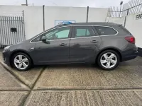 Used Vauxhall Astra SRi 165 HP (121 kW) 2014 Grey Estate