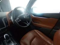 Used Maserati Levante 275 HP (202 kW) 2017 Grey SUV