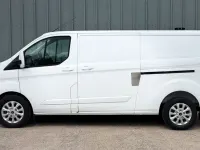 Used Ford Transit Custom Limited 130 HP (95 kW) 2023 White Van