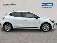 Used Renault Clio Evolution 88 HP (64 kW) 2024 White Hatchback