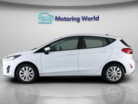 Usado Ford Fiesta Trend 100 HP (73 kW) 2023 Branco Citadino