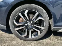 Usado Volvo V40 Pro 2018 Azul Utilitario