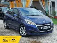Used Peugeot 208 Active 68 HP (50 kW) 2016 Blue Hatchback