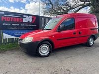 Second-hand Vauxhall Combo 75 CP (55 kW) 2010 Roșu Monovolum