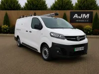 Used Vauxhall Vivaro 100 kW (136 HP) 2022 White MPV