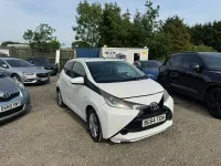 Used Toyota Aygo x-press 2014 White Hatchback