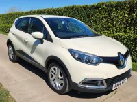 Used Renault Captur Dynamique 90 HP (66 kW) 2014 Cream SUV