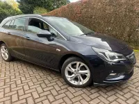 Used Vauxhall Astra SRi 150 HP (110 kW) 2019 Blue Estate