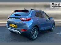 Usado Kia Stonic 98 HP (72 kW) 2025 Azul SUV
