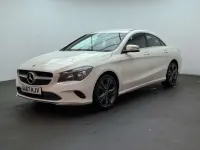 Used Mercedes CLA180 122 HP (89 kW) 2017 White Coupe