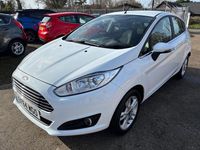 Used Ford Fiesta Zetec 2015 White Hatchback