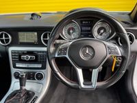 Used Mercedes SLK250 AMG 204 HP (150 kW) 2013 White Cabriolet