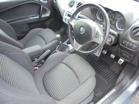 used Alfa Romeo MiTo 1.4 16V 105 Distinctive 3dr