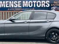 Usado BMW 120 Sport Line 190 CV (139 kW) 2015 Gris Utilitario