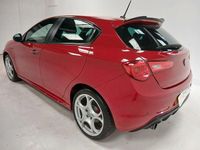 Used Alfa Romeo Giulietta Edizione Speciale 150 HP (110 kW) 2016 Red Hatchback