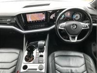 Used VW Touareg R-line 281 HP (206 kW) 2019 White SUV