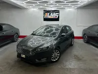 Begagnad Ford Focus Titanium 125 HK (91 kW) 2015 Grå Halvkombi