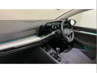 Used VW Golf VIII Life 130 HP (95 kW) 2021 Blue Hatchback