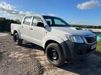 used Toyota HiLux 2.5 D-4D Active 4WD Euro 5 4dr