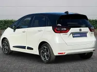 Used Honda Jazz Hybrid 109 HP (80 kW) 2022 Platinum white Hatchback