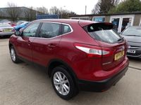 used Nissan Qashqai 1.5 DCI ACENTA SMART VISION 5d 108 BHP