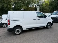 Used Citroën Dispatch 118 HP (86 kW) 2021 White MPV