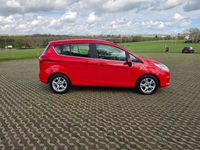 Used Ford B-MAX Zetec 95 HP (69 kW) 2015 Red MPV
