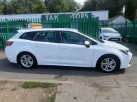 Used Toyota Corolla 120 HP (88 kW) 2022 White Estate