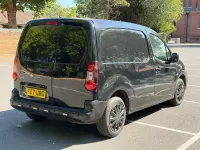 Used Citroën Berlingo 100 HP (73 kW) 2017 Black MPV