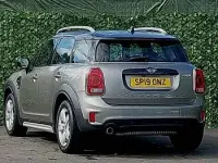 Usado Mini Cooper Classic 136 CV (100 kW) 2019 Plateado Utilitario