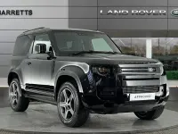 Used Land Rover Defender SE Dynamic 350 HP (257 kW) 2025 Black SUV