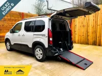Begagnad Peugeot Rifter Access 131 HK (96 kW) 2020 Beige Minibuss