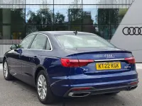 Używany Audi A4 Black Edition 147 KM (108 kW) 2022 Niebieski Sedan/Limuzyna