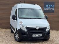 Used Vauxhall Movano 110 HP (80 kW) 2017 White MPV