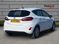 Usado Ford Fiesta Trend 99 CV (72 kW) 2022 Blanco Utilitario