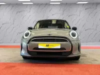 Begagnad Mini Cooper Classic 136 HK (100 kW) 2022 Grå Halvkombi
