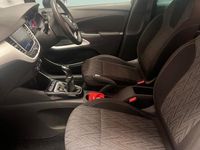 Used Vauxhall Crossland X SRi 83 HP (61 kW) 2020 Grey SUV