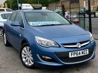 Used Vauxhall Astra Elite 165 HP (121 kW) 2014 Blue Hatchback