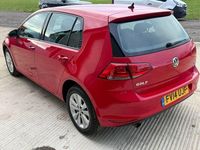 Used VW Golf VII SE 105 HP (77 kW) 2014 Red Hatchback