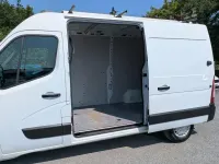 Used Vauxhall Movano 145 HP (106 kW) 2017 White MPV