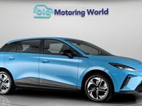 Begagnad MG MG4 EV SE 319 kW (435 HK) 2022 Blå Halvkombi